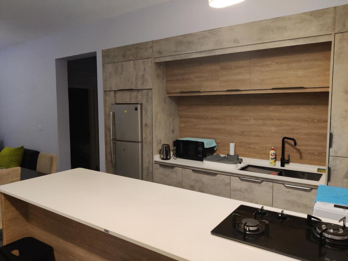 Ashiana Oceanside Apartment Flic en Flac Exterior photo